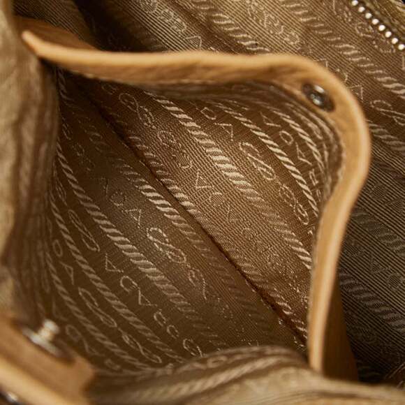 PRADA Cream Leather Shoulder Bag - Picture 10 of 13